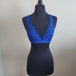 Blue VS Pink Lace Plunge Bralette Size Medium